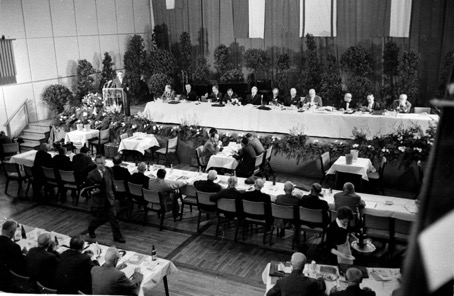 DFB-Bundestag 1962 im Goldsaal Dortmund — Gründung der Bundesliga